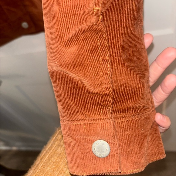 Wrangler Corduroy Jacket with Sherpa Lining - Picture 3 of 5